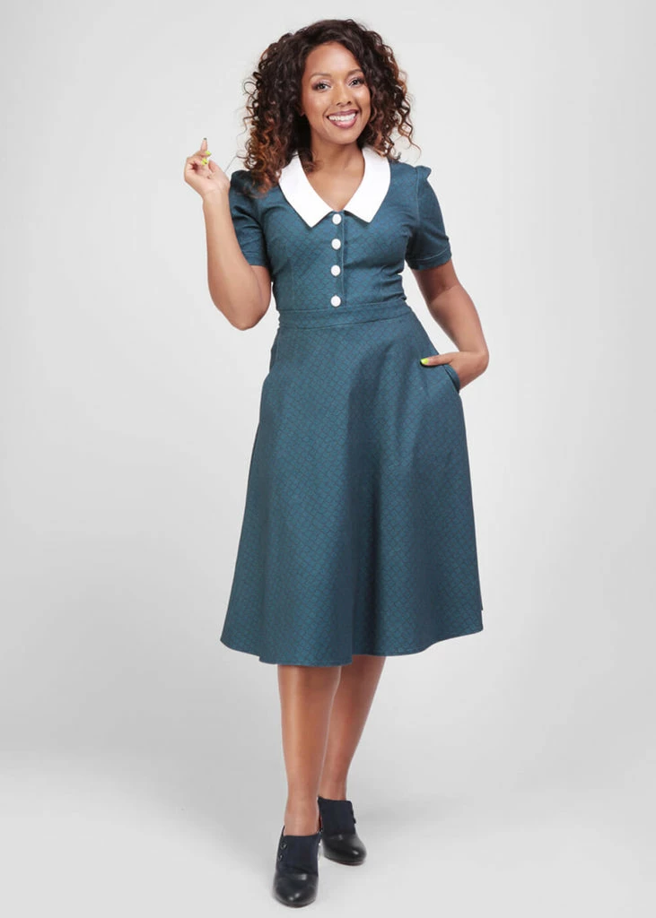 Collectif Cassie Mermaid Scallop 50's Swing Skirt Petrol - Image 3