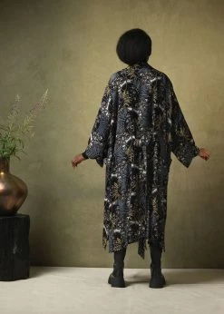 One Hundred Stars Deco Daisy Long Kimono Grey